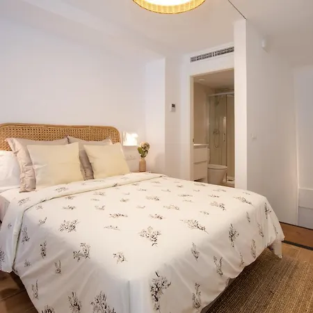 Apartup Opera Loft Apartment Valencia