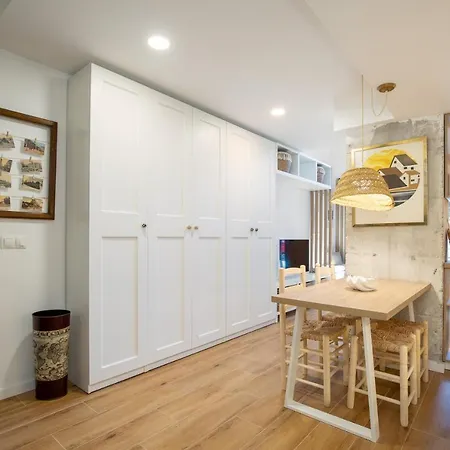 Apartup Opera Loft Apartment *