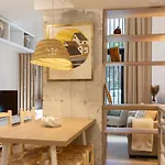 Apartup Opera Loft * Valencia