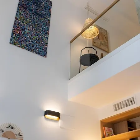Apartup Opera Loft *