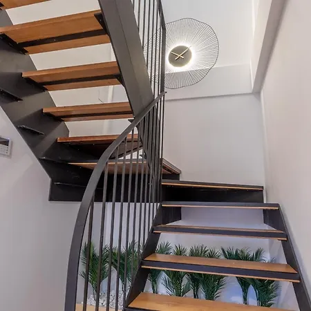 Apartup Opera Loft *